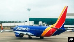Donald Trump Trump annonce que tous les Boeing 737 MAX 8 et MAX 9 vont être cloués au sol aux Etats-Unis.
