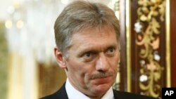 Dmitry Peskov asistía a una reunión del presidente ruso Vladimir Putin, el año pasado, en Moscú.