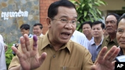 លោកនាយក​រដ្ឋមន្ត្រី​ហ៊ុន សែន​