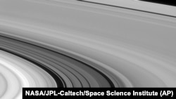 Anneaux de Saturne, 28 janvier 2016.
