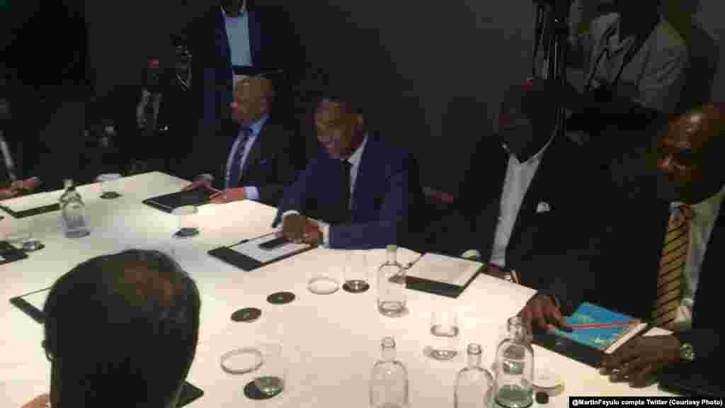 Le groupe de soutien international à la facilitation du dialogue a discuté dimanche à Bruxelles avec quelques membres de l’opposition congolais réunis autour d’Etienne Tshisekedi, leader de l’Udps, à Bruxelles, Belgique, 10 juillet 2016/@MartinFayulu comp