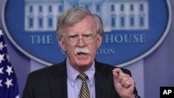 El asesor de Seguridad Nacional de EE.UU., John Bolton, señaló que Siria no debe hacerse ilusiones por la salida de soldados estadounidenses de su territorio.