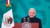 ARCHIVO - Genaro García Luna habla durante una entrevista con The Associated Press en Ciudad de México, en septiembre de 2009. 
