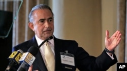 Gustavo A. Cisneros, presidente de las compañías, Grupo Cisneros, es el venezolano más rico con $3.6 mil millones de dólares.