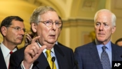  Mitch McConnel