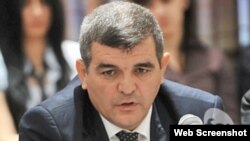 Fazil Qəzənfəroğlu (Arxiv foto. Mənbə: VOA)