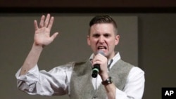 Richard Spencer donne un discours à l'Université du Texas à College Station, le 6 décembre 2016.