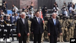 Američki potpredsednik Majk Pens, poljski predsednik Andžej Duda i nemački predsednik Frank-Valter Štajnmajer na komemoraciji u Poljskoj