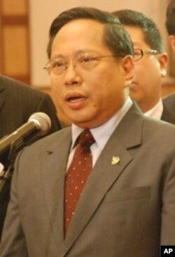 香港行政長官候選人何俊仁