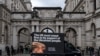 Godine 2020. tadašnji britanski premijer Boris Johnson spojio je Odjel za međunarodni razvoj (DFID), koji je nadgledao programe pomoći Ujedinjenog Kraljevstva, sa Ministarstvom vanjskih poslova.