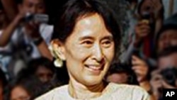 ဒေါ်စုအကြောင်း ရုပ်ရှင်