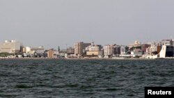 Suasana tepi pantai ibukota Gabon, Libreville, 29 Januari 2012. (Foto: dok). 