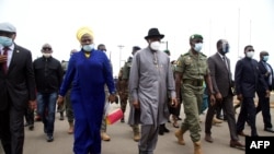 Tsohon shugaban Najeriya Goodluck Jonathan yayin da suka isa birnin Bamako na Mali. 22, Agusta 2020