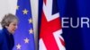 May vuelve a un Parlamento hostil que pide su renuncia por el Brexit