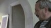 Tunisians Loot Villas of Deposed President's Family