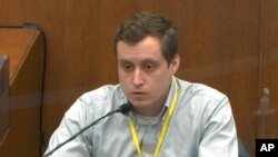 Doktor Brendrod Langefeld, koji je proglasio Džordža Flojda mrtvim, svedoči na suđenju bivšem policajcu Dereku Šovinu u Mineapolisu, 5. aprila 2021. 