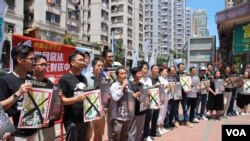  2019年6月7日香港民主党全体出动号召民众星期天上街反对《逃犯条例》修法 （美国之音申华拍摄）