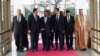 Presiden Suriah Bashar Assad, (ketiga dari kanan), bertemu dengan delegasi yang mewakili berbagai parlemen Arab di Damaskus, Minggu, 26 Februari 2023. (Foto: Kepresidenan Suriah via Telegram via AP)