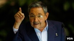 Pemerintahan Presiden Raul Castro berjanji membebaskan para tahanan politik tahun lalu.