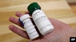 Frascos de mifepristona y misoprostol.