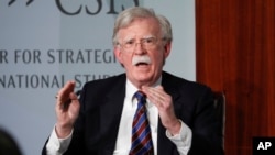 John Bolton, s'est dit lundi prêt à être interrogé lors du procès en destitution du président américain, à condition d'être formellement convoqué par le Sénat