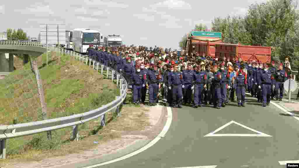 Kasar Hungary Ta Kulle Iyakokin Shiga Kasar A Yayin Da Gungun 'Yan Ci Rani Ke Kokarin Tunkarar Birnin, Satumba 9, 2015. 