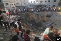 G'azo sektorida Isroil hujumidan vayron bo'lgan mahalla, 24-oktabr, 2023