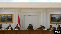 Presiden Yudhoyono dalam sidang kabinet paripurna Jumat (11/7) mengatakan bahwa dirinya tidak bisa mempengaruhi hasil Pemilu Presiden (VOA/Andylala)