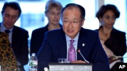 世界銀行集團行長金墉2014年10月8日在美國首都華盛頓世界銀行一次公開講話中的資料照。