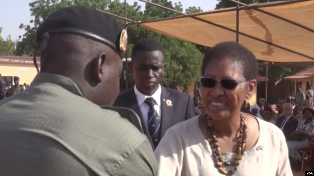 Amurka ta tallafawa Nijar da horas da 'yan sanda 250 tare da ba su tallafin motoci 50 da wasu kayan aiki domin su dakile barazanar Boko Haram a kasar. Satumba 06, 2016
