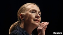 Menlu AS Hillary Clinton batal menghadiri pertemuan Sahabat Suriah karena sakit yang menurut rencana akan diselenggarakan di Maroko (12/12).