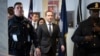 Le mea culpa de Zuckerberg continue devant le Congrès cette fois
