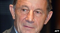 L'amiral Jacques Lanxade, ancien chef d'état-major des armées participe, le 23 novembre 2002.
