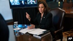 Vicepresidenta Kamala Harris reunida la tarde de este jueves con altos ejecutivos de corporaciones transnacionales para impulsar el plan de la administración de Joe Biden en el Triángulo Norte, el 27 de mayo de 2021.