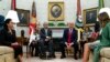 "Nos ocuparemos del pueblo venezolano", asegura Trump en recibimiento al presidente de Ecuador 
