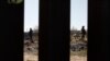 Tropas de la Guardia Nacional de México patrullan la frontera norte del país, vistas desde Sunland Park, Nuevo Mexico, el 31 de enero de 2020. AP.