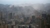 Asap mengepul di atas wilayah selatan Beirut setelah serangan, di tengah konflik yang sedang berlangsung antara Hizbullah dan pasukan Israel, terlihat dari Sin El Fil, Lebanon, 29 September 2024. (Foto: Amr Abdallah Dalsh/REUTERS)