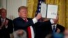 Trump veut dominer l'espace, la Lune et Mars