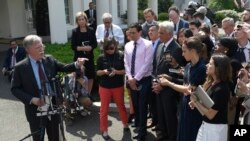 El asesor de Seguridad Nacional, John Bolton, señaló que el foco principal del gobierno de EE.UU. es apoyar una transición pacífica del poder en Venezuela.