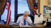 El senador Rob Portman, republicano por Ohio, es el principal negociador republicano en el proyecto de ley de infraestructura bipartidista, en su oficina en Washington el 9 de agosto de 2021.