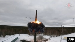 Воздухопловните сили го известија лансирањето откако Украина истрела проектили од американско и британско производство врз цели во Русија оваа недела. 