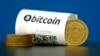 Monnaie virtuelle avec des codes QR, Maison du Bitcoin à Paris en France, 27 mai 2015. (REUTERS/Benoit Tessier)
