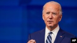 Le président élu Joe Biden au Queen Theatre de Wilmington, dans le Delaware, le 9 décembre 2020.