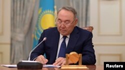 Nursulton Nazarboyev xalqqa murojaat qilib, iste'foga chiqayotganini ma'lum qildi, Ostona, 19-mart, 2019