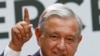 El presidente mexicano Andrés Manuel López Obrador dice habló por teléfono con el presidente de EE.UU. Donald Trump, sobre la relación entre sus países. Foto de archivo.