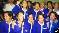 As the 13 women gathered for a meeting Thursday, Tho Davy, 25, said that her time in jail had “not traumatized” her, but had instead strengthened her will to continue protesting.