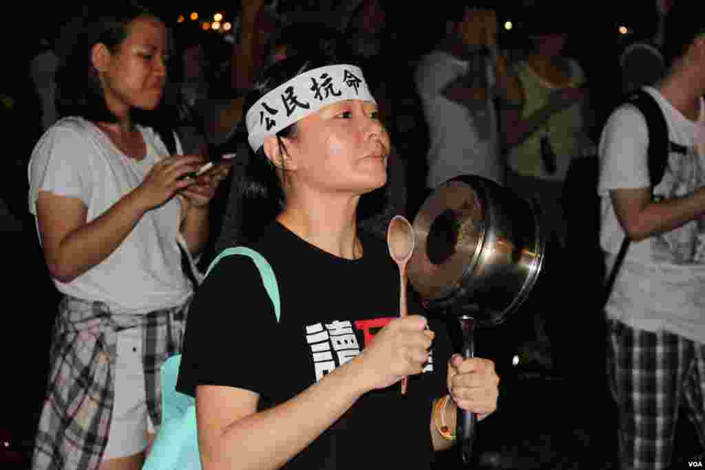 和平佔中運動舉行啟動佔中運動公民抗命集會(美國之音海彥拍攝)