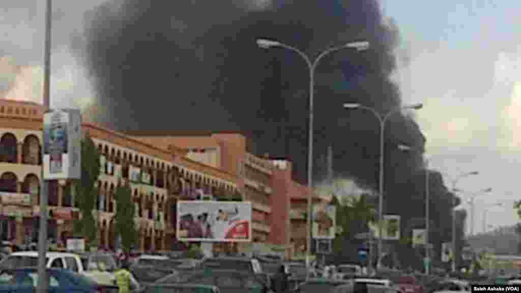 Tashin Bam Yau Laraba A Banex Plaza Na Abuja