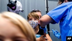 APTOPIX Virus Outbreak Kids Vaccine
