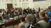 У США та ЄС круглий стіл вітають, але багато надій на нього не покладають 